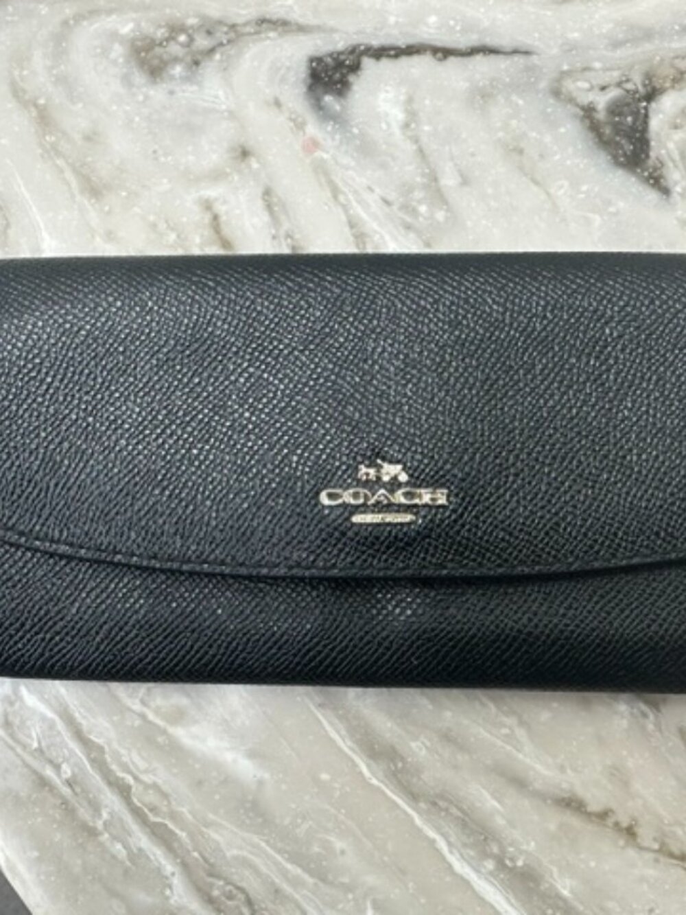 COACH Small Black Kelsey in Pebbled leather and Gold Hardware - great condition! - Picture 7 of 8